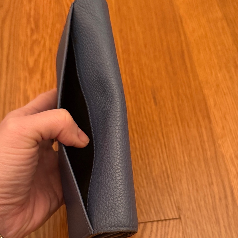 Gucci Long Leather Wallet - Picture 8 of 10